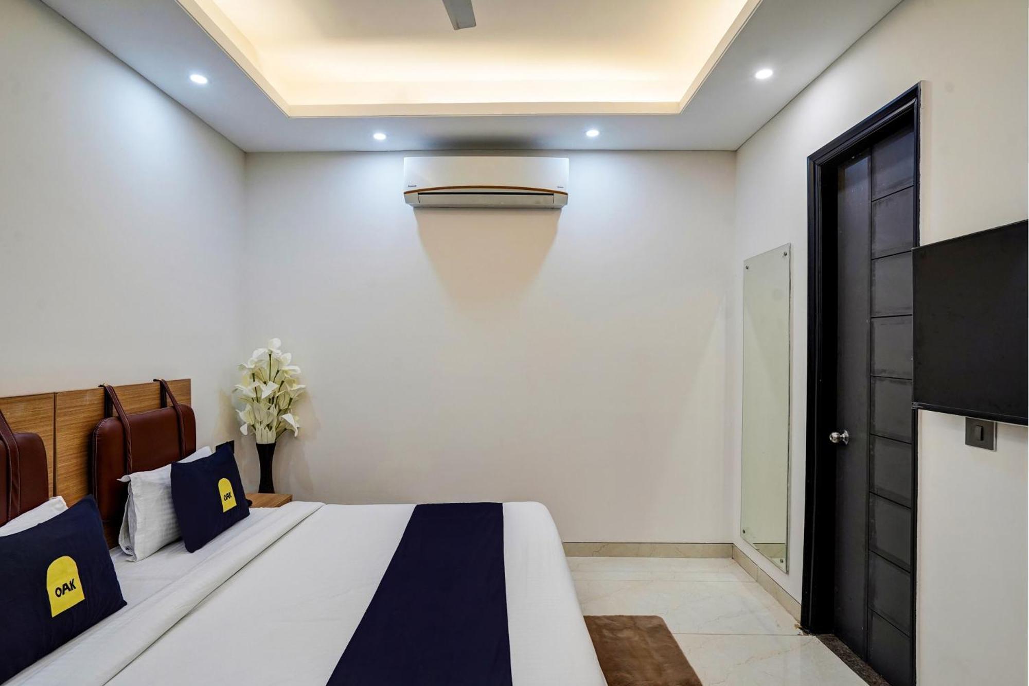 Hotel O Parkinn Gurgaon Exterior foto